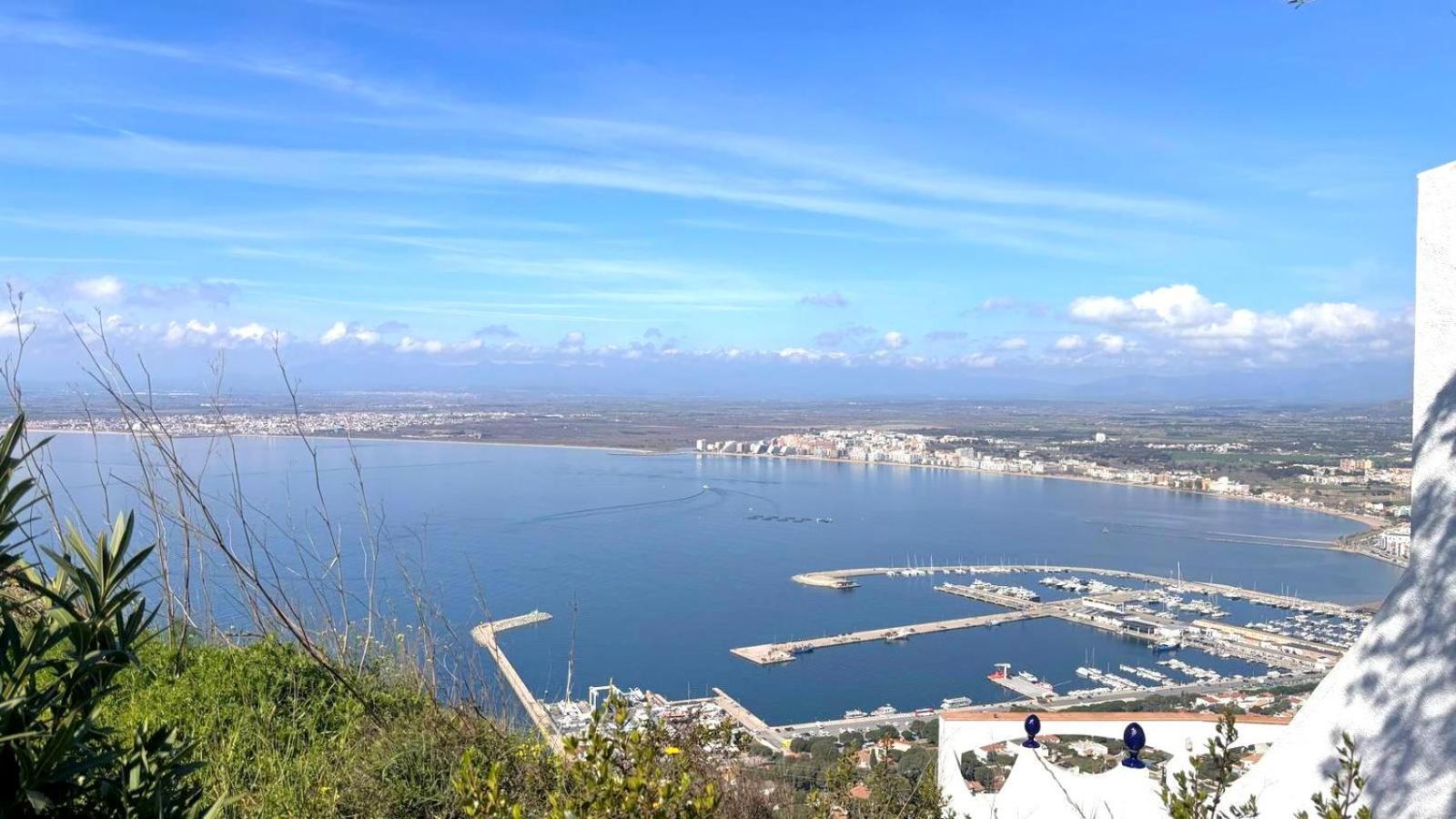 Angeles 38 Διαμέρισμα Ρόζες Εξωτερικό φωτογραφία
